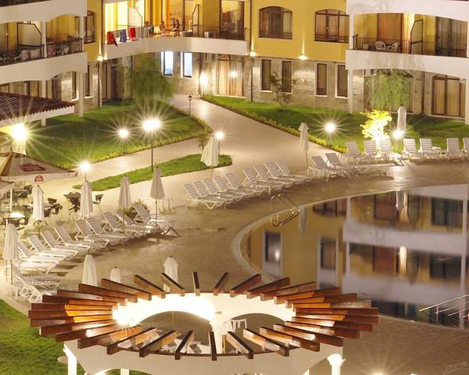 Royal Sun Aparthotel Слънчев бряг Екстериор снимка